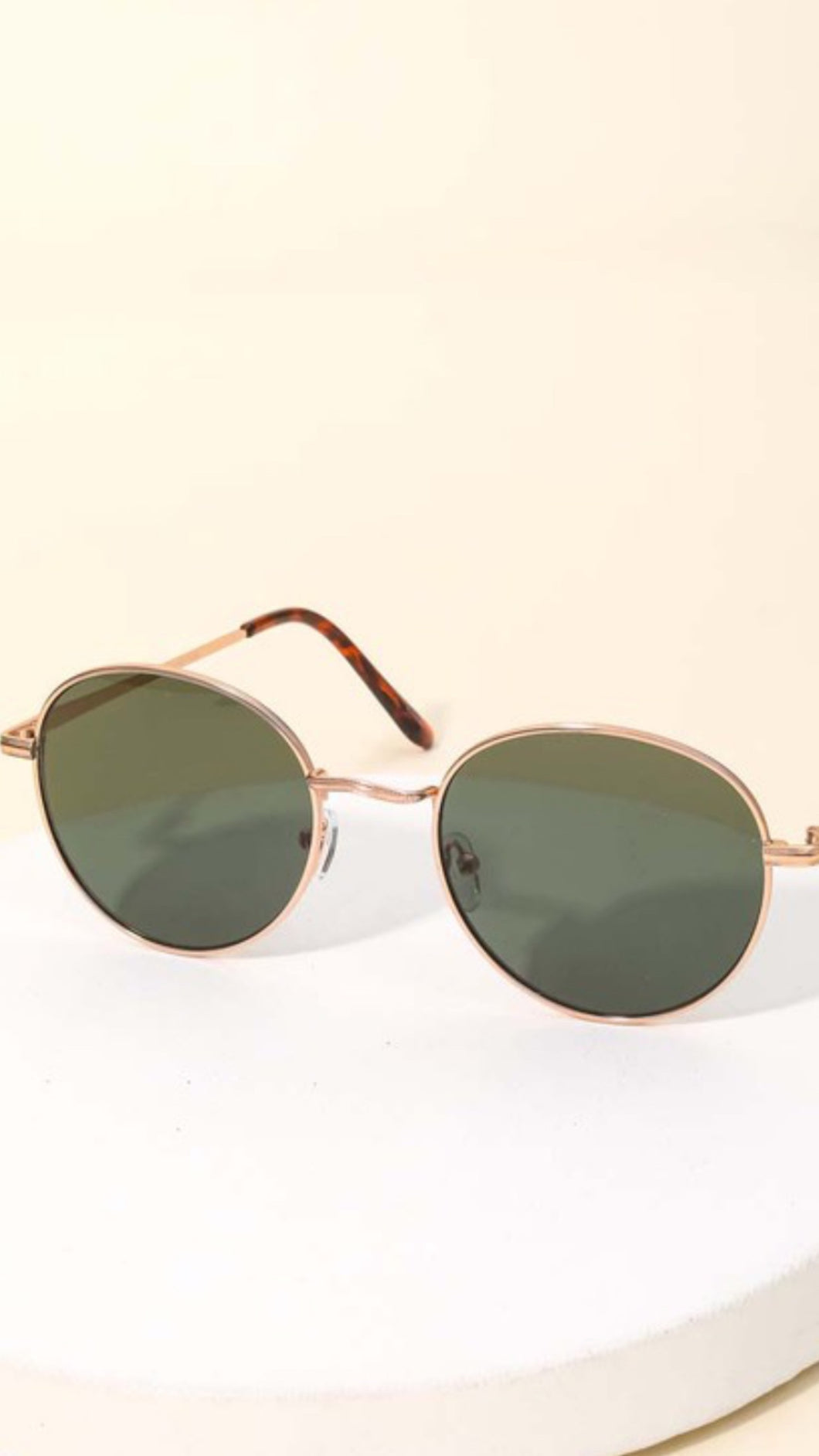 Round Sunglasses (Gold)